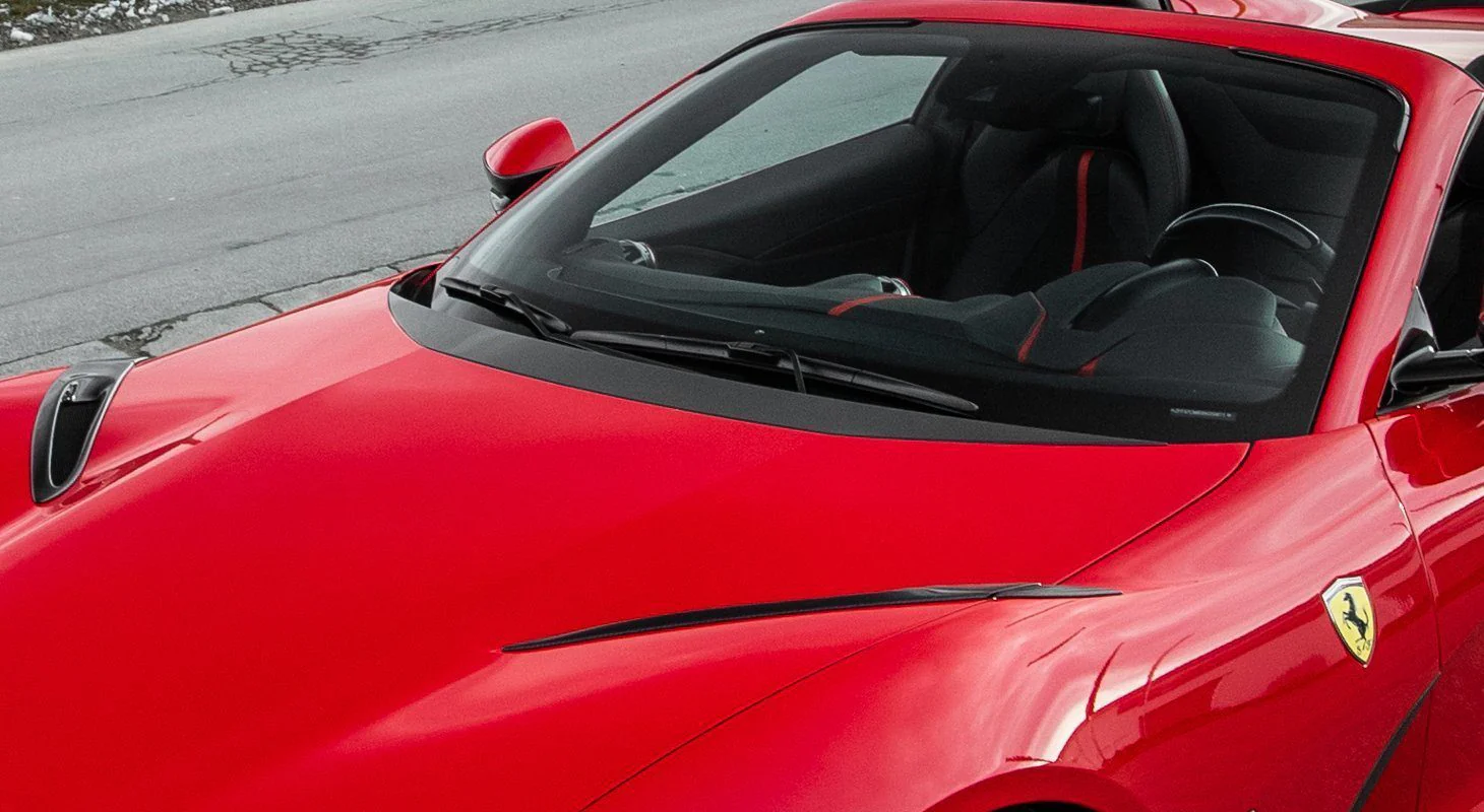 Ferrari 812 Superfast / GTS | Novitec Carbon Engine Bonnet Insert - Image 2