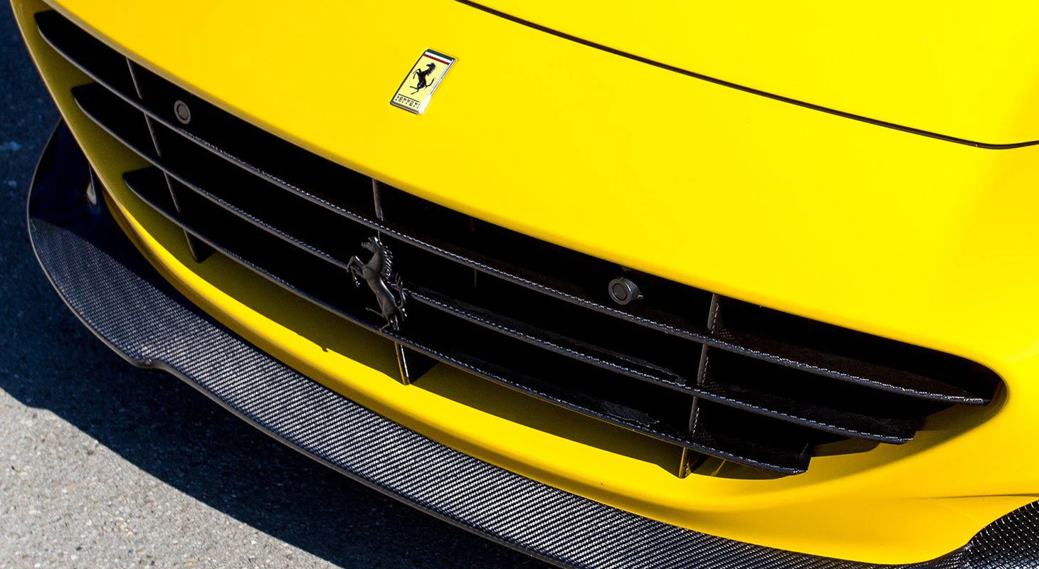 Ferrari California T | Novitec Carbon Front Grille - Image 2