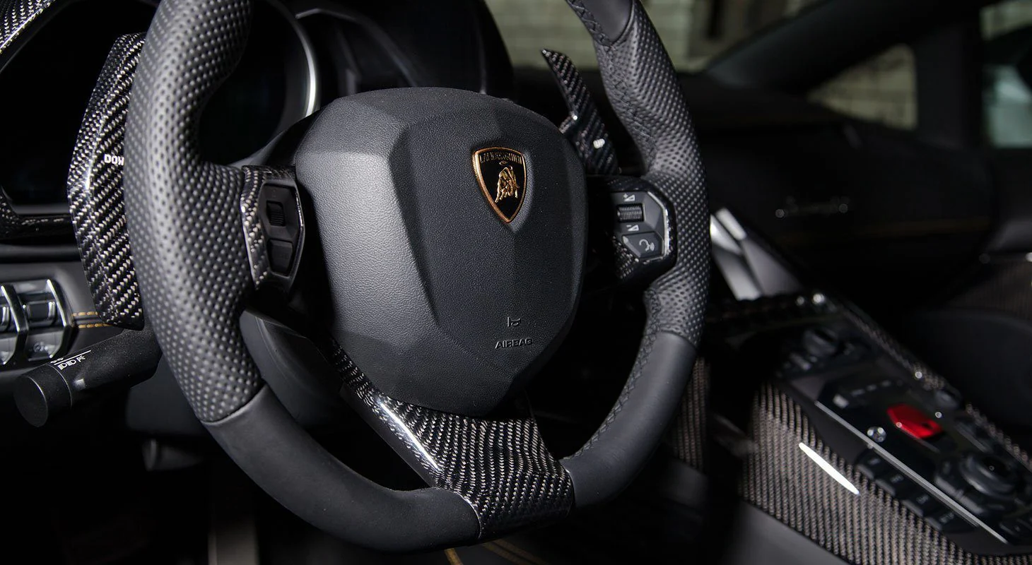 Lamborghini Aventador/Roadster | Novitec Carbon Steering Wheel Cover - Image 2