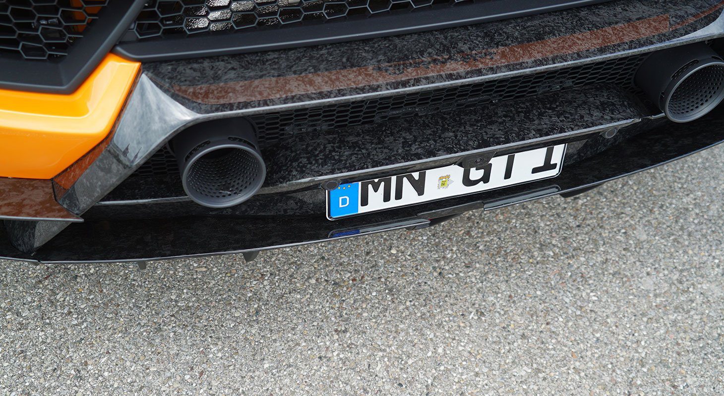 Lamborghini Huracan Performante/Performante Spyder | Novitec Forged Carbon Rear Diffuser Center Position Attachment - Image 2